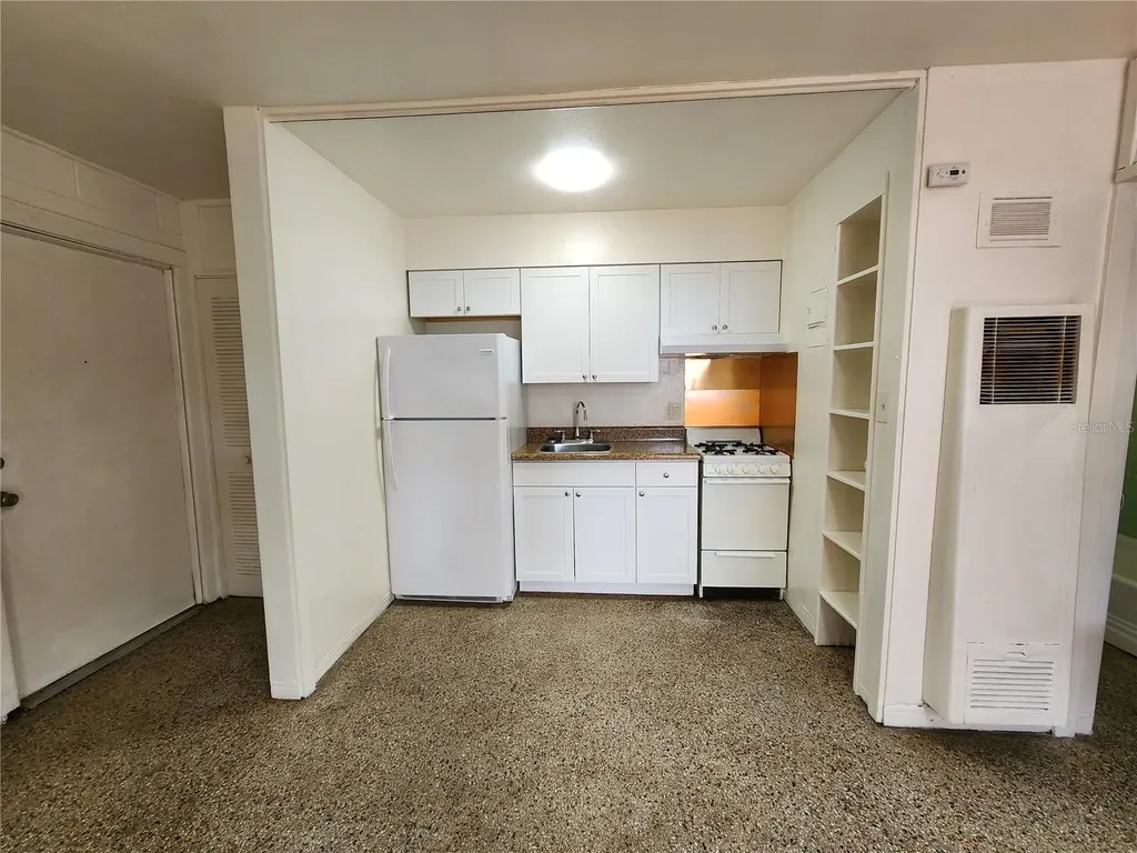 1933 NW 4 Avenue Gainesville FL 32603