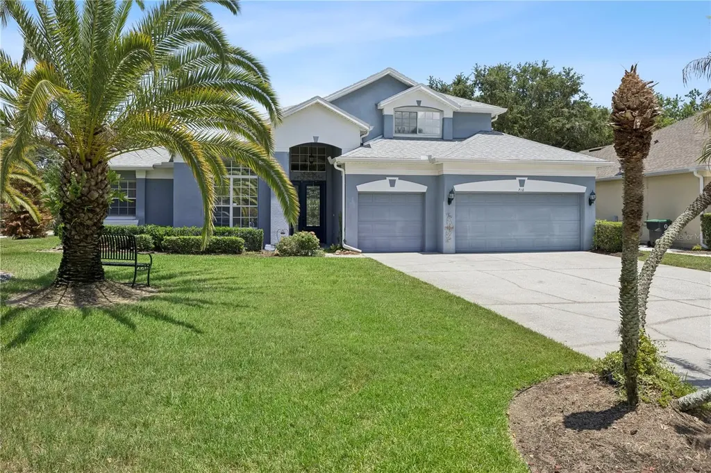 710 Regina Circle Oakland FL 34787