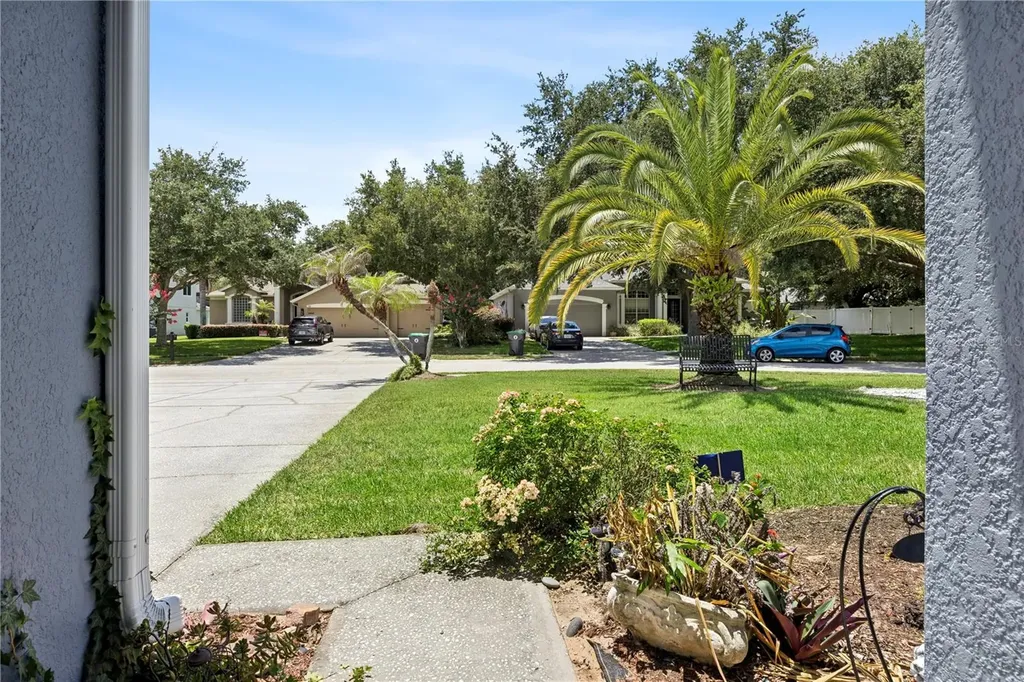 710 Regina Circle Oakland FL 34787