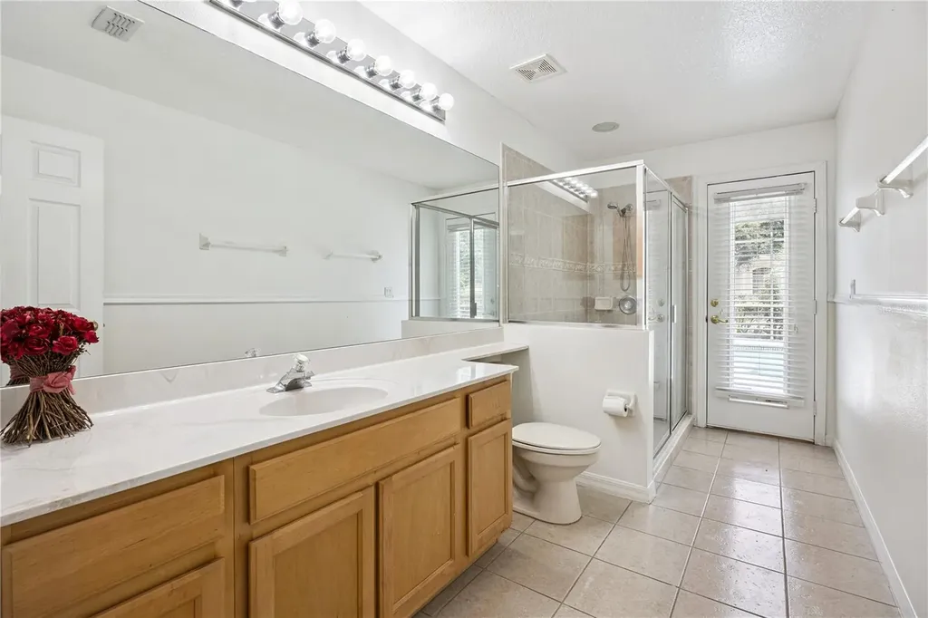 710 Regina Circle Oakland FL 34787