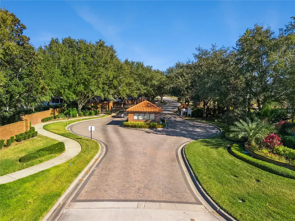 710 Regina Circle Oakland FL 34787