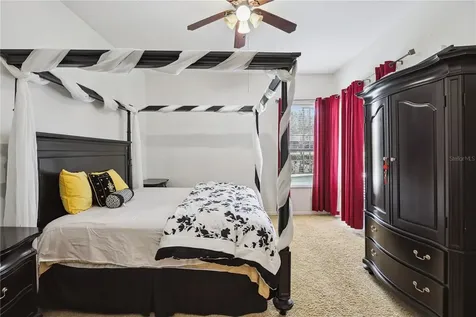 710 Regina Circle Oakland FL 34787