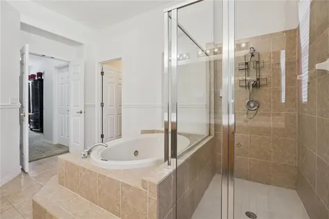 710 Regina Circle Oakland FL 34787