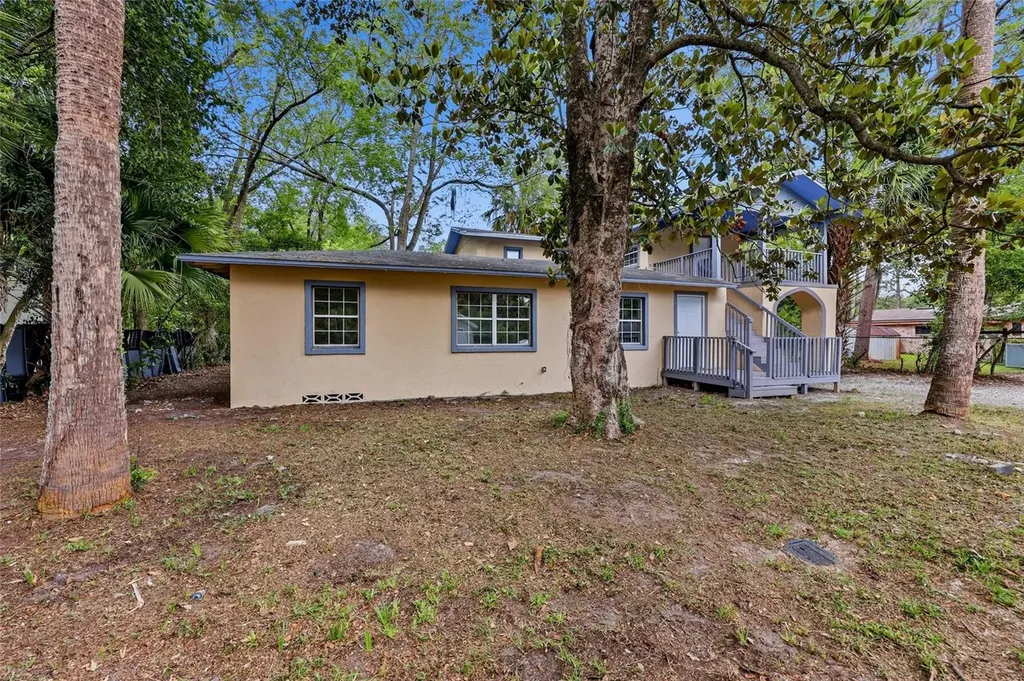 821 NE 22nd Terrace Gainesville FL 32641