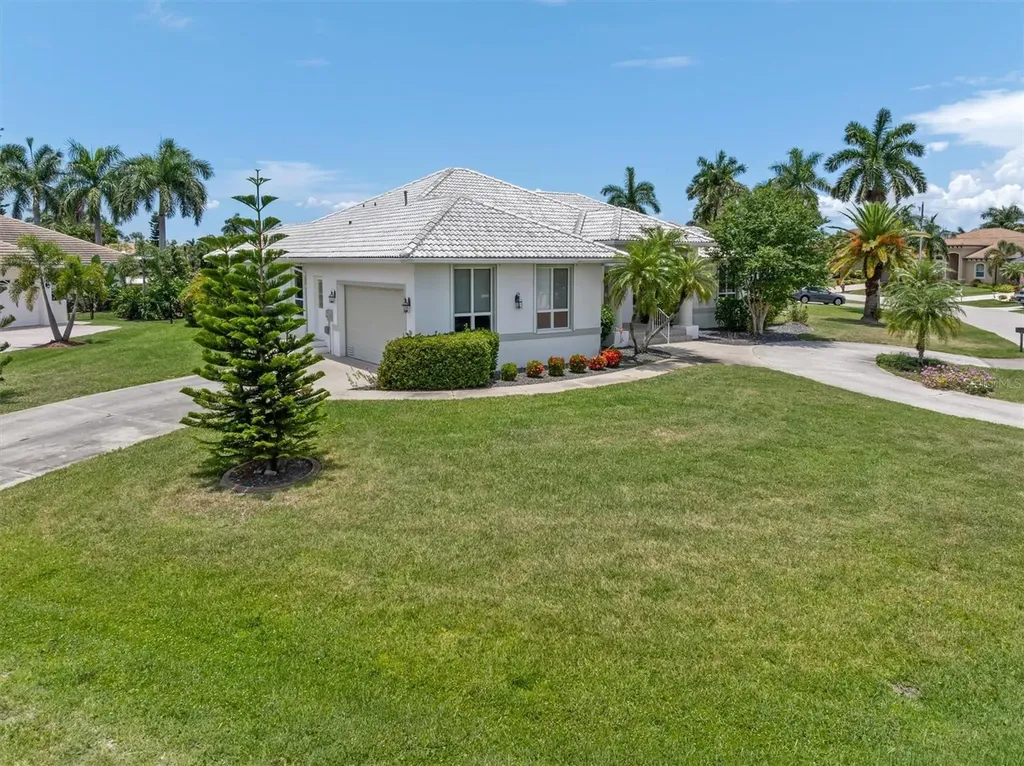 1401 Kittiwake Drive Punta Gorda FL 33950