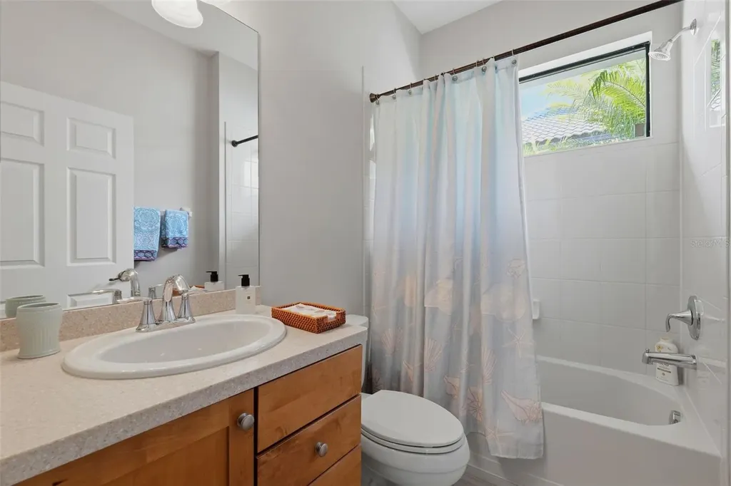 2691 Lakebreeze Lane S Clearwater FL 33759