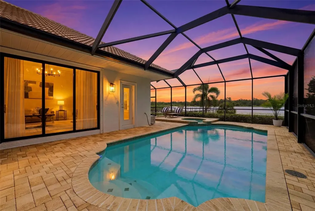 2691 Lakebreeze Lane S Clearwater FL 33759
