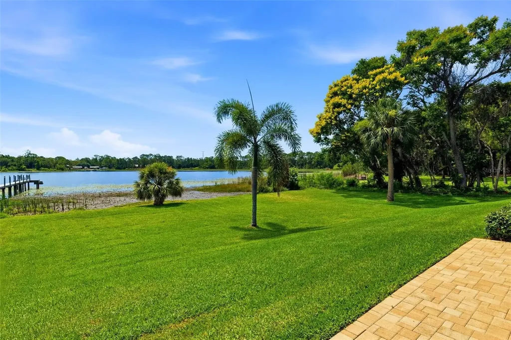 2691 Lakebreeze Lane S Clearwater FL 33759
