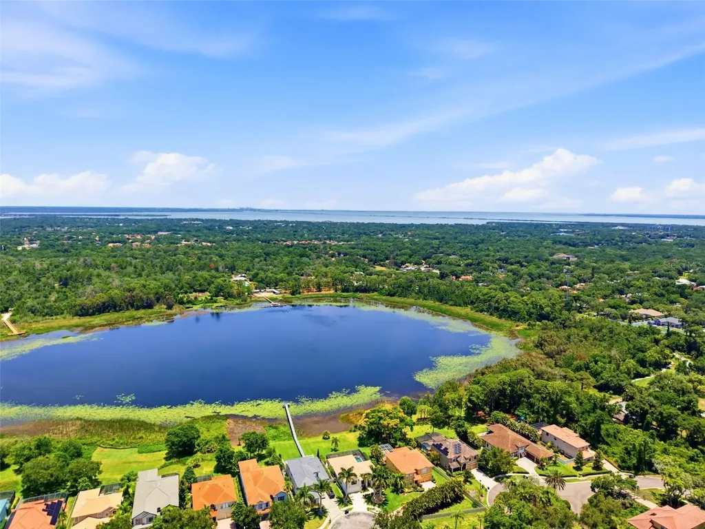 2691 Lakebreeze Lane S Clearwater FL 33759