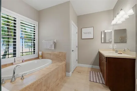 2691 Lakebreeze Lane S Clearwater FL 33759