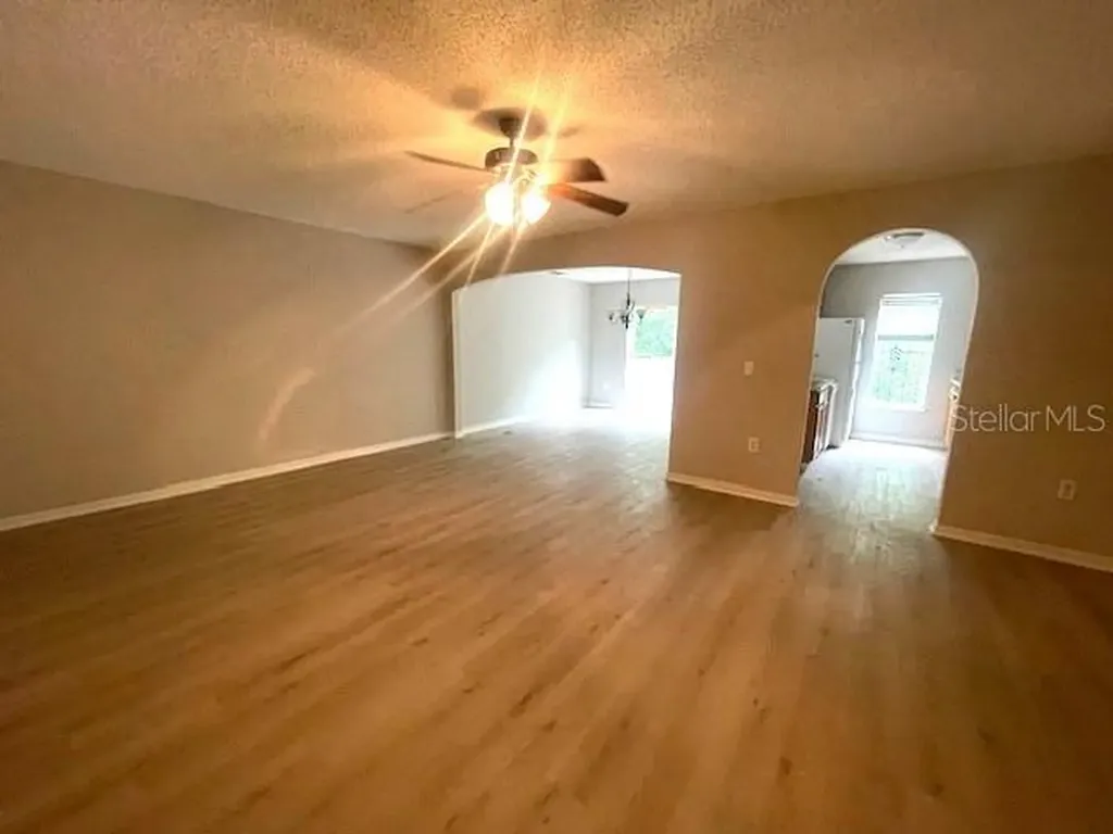 4617 Ashburn Square Drive Tampa FL 33610