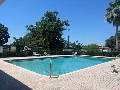 4617 Ashburn Square Drive Tampa FL 33610