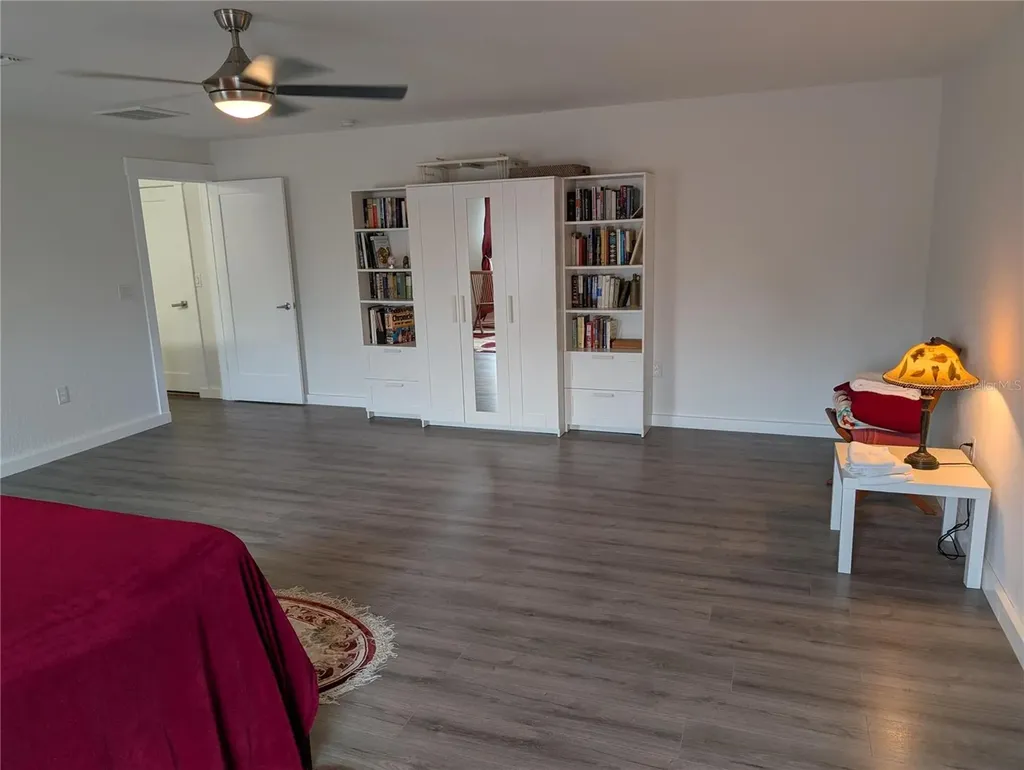 381 Nolane Lane Polk City FL 33868