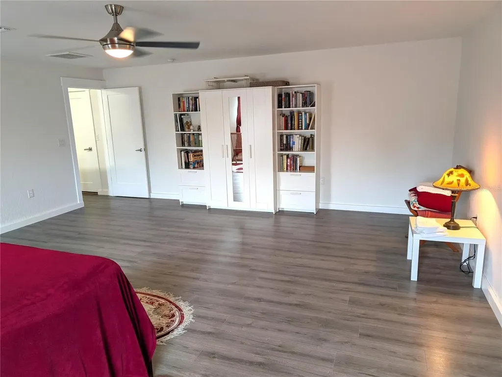 381 Nolane Lane Polk City FL 33868