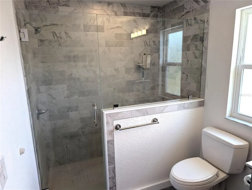 381 Nolane Lane Polk City FL 33868