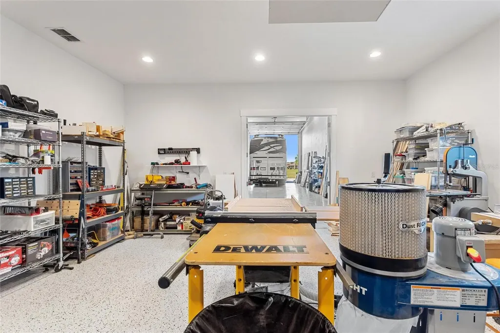 381 Nolane Lane Polk City FL 33868