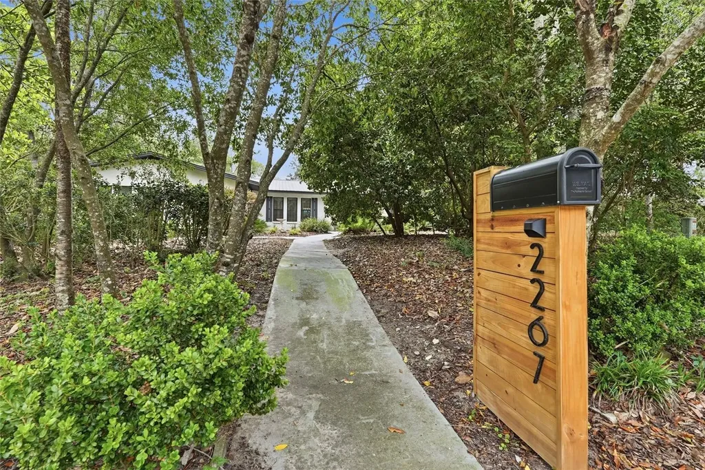 2267 SW 43rd Place Gainesville FL 32608