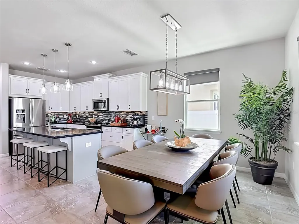 2520 Nouveau Way Kissimmee FL 34741