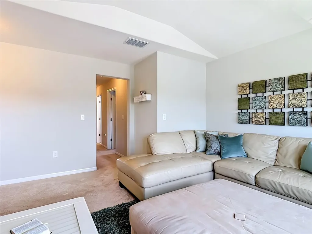 2520 Nouveau Way Kissimmee FL 34741