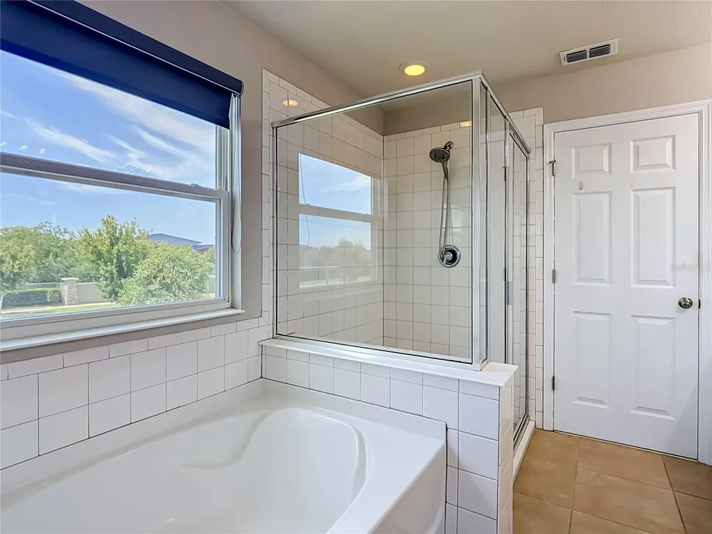 2520 Nouveau Way Kissimmee FL 34741