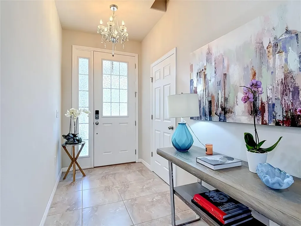 2520 Nouveau Way Kissimmee FL 34741