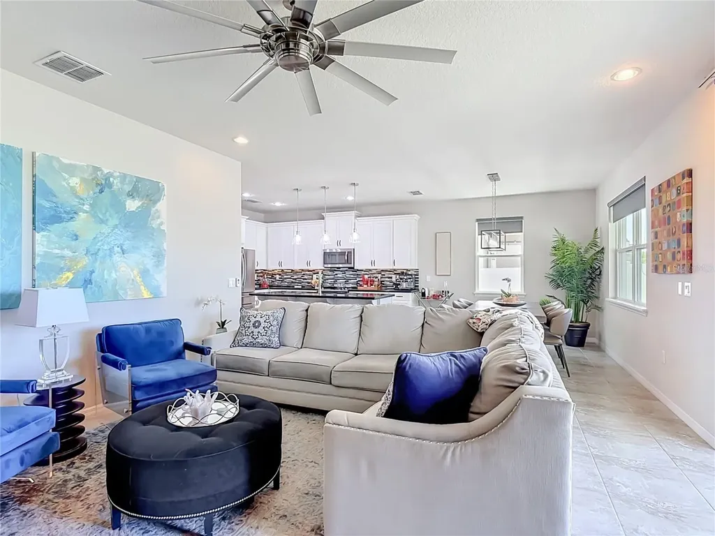 2520 Nouveau Way Kissimmee FL 34741