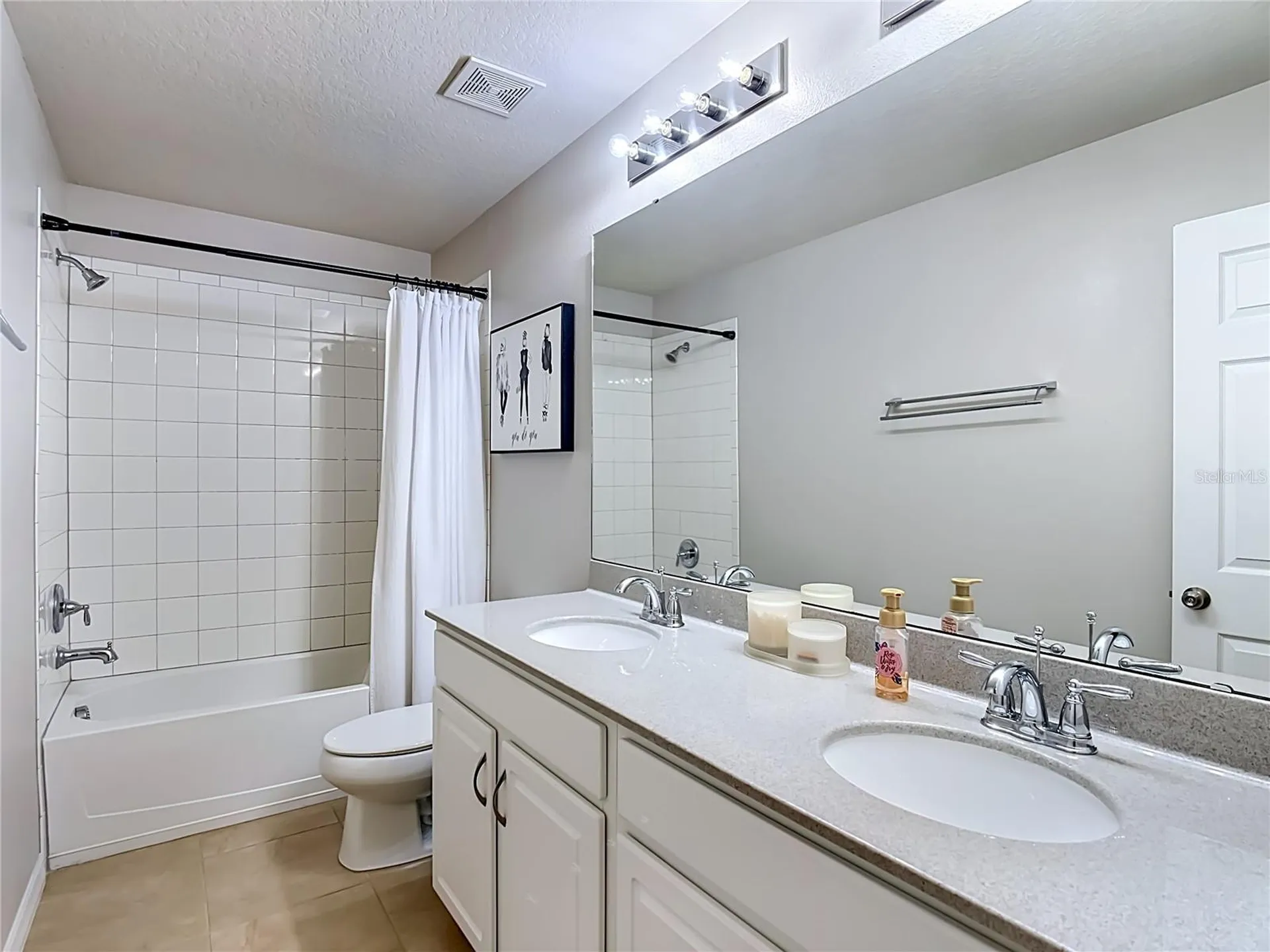 2520 Nouveau Way Kissimmee FL 34741
