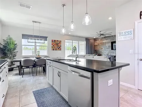 2520 Nouveau Way Kissimmee FL 34741