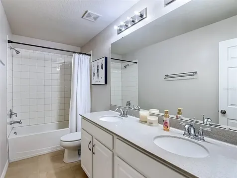 2520 Nouveau Way Kissimmee FL 34741