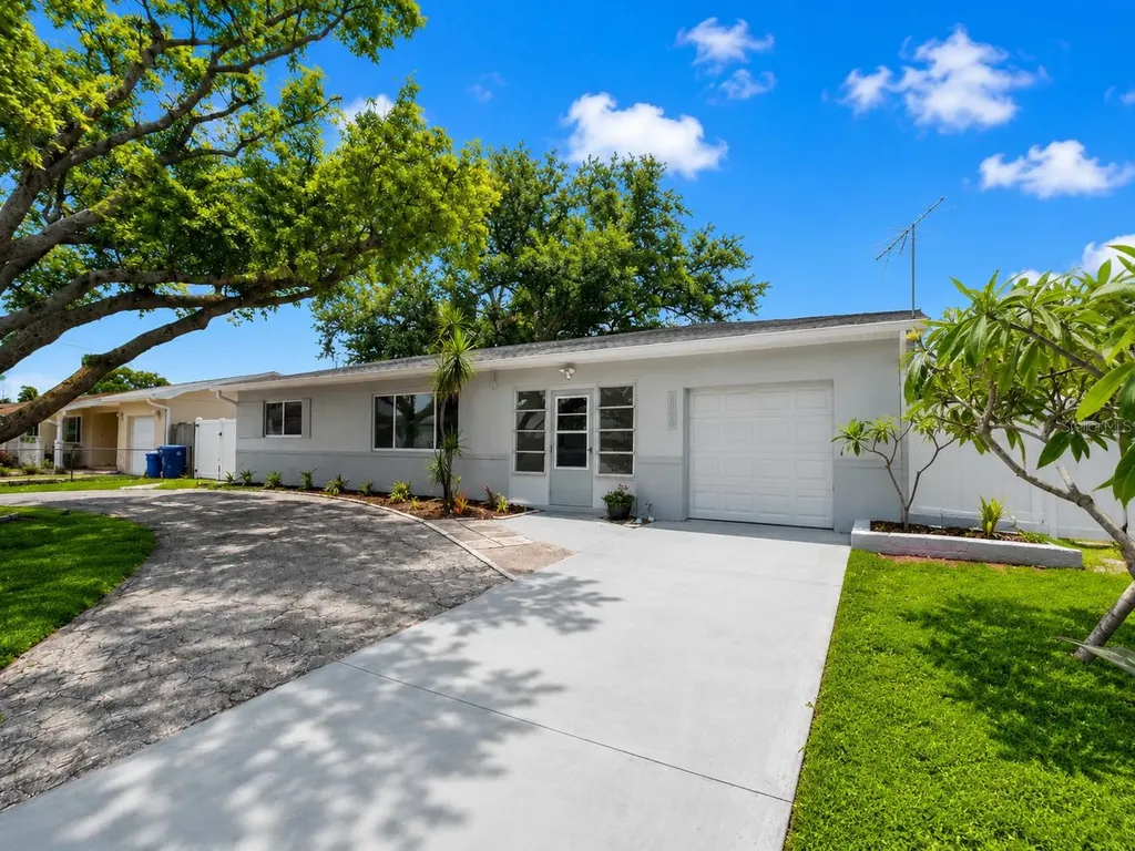 6000 42nd Avenue N St Petersburg FL 33709