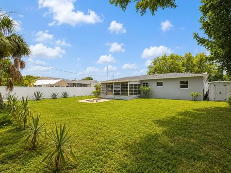 6000 42nd Avenue N St Petersburg FL 33709
