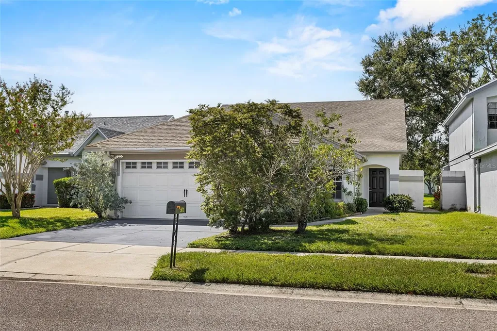 5673 Parkview Lake Drive Orlando FL 32821