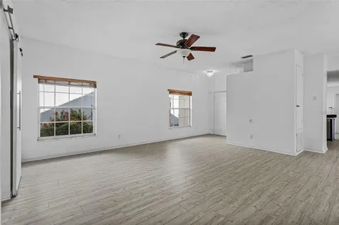 5673 Parkview Lake Drive Orlando FL 32821