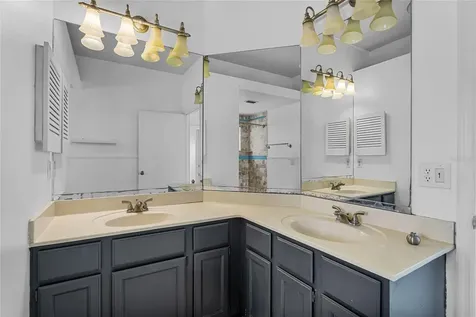 5673 Parkview Lake Drive Orlando FL 32821