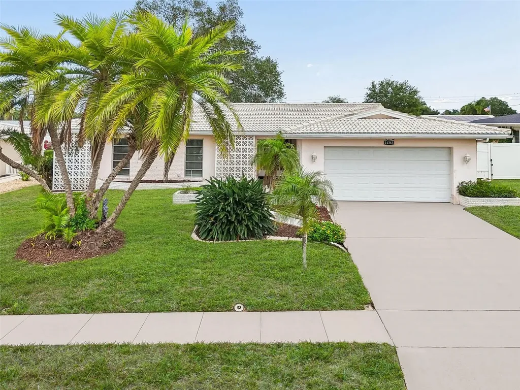 14363 Neptune Road Seminole FL 33776