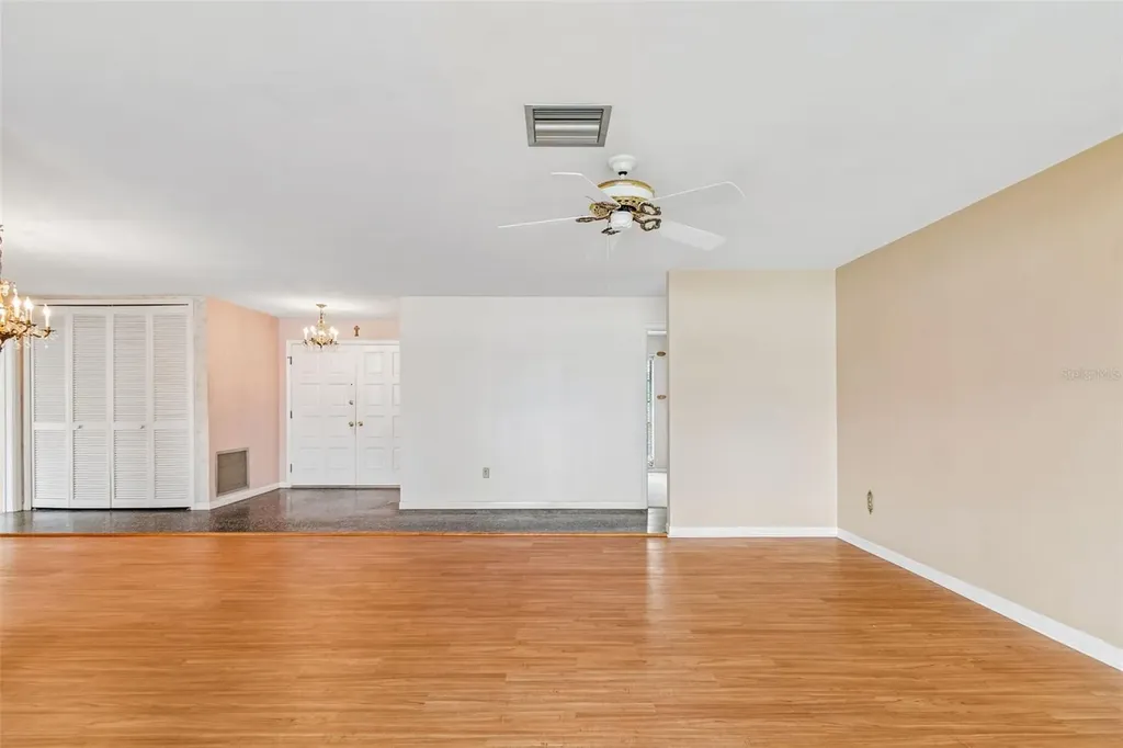 14363 Neptune Road Seminole FL 33776