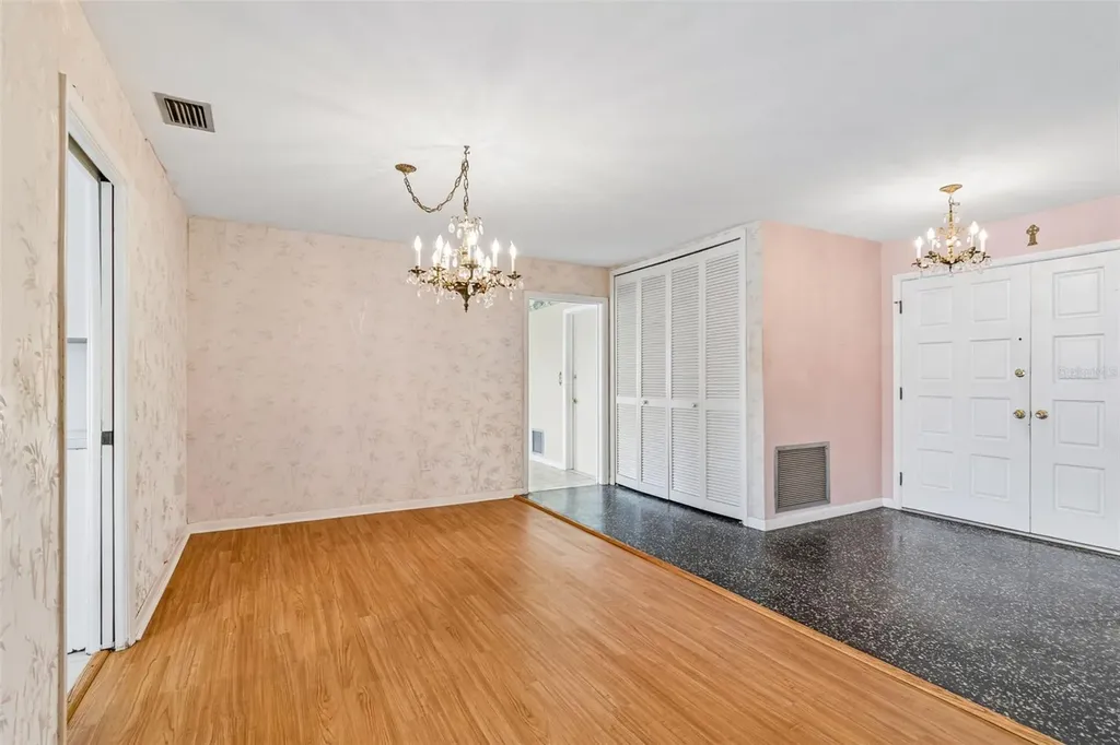 14363 Neptune Road Seminole FL 33776