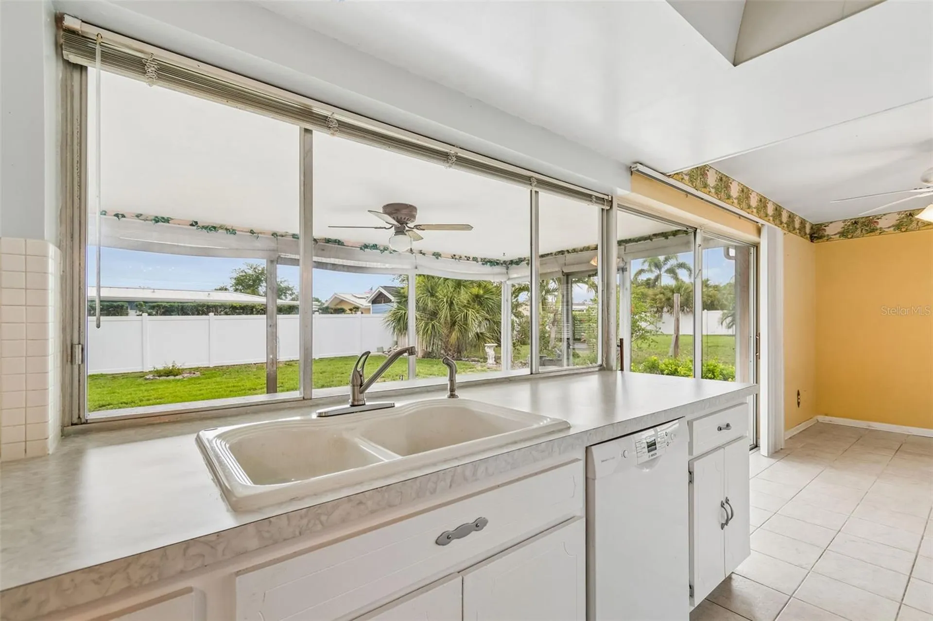 14363 Neptune Road Seminole FL 33776