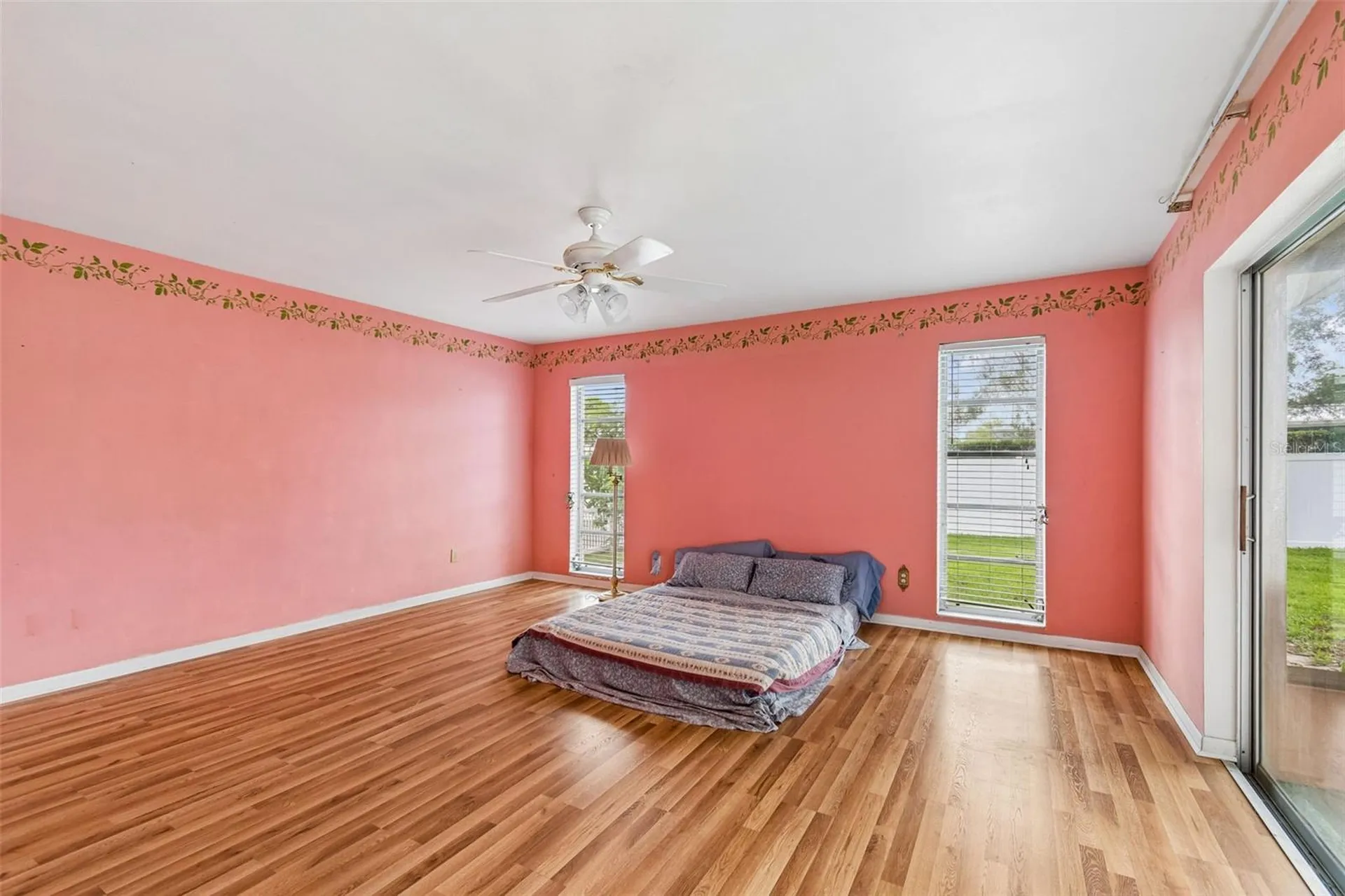 14363 Neptune Road Seminole FL 33776