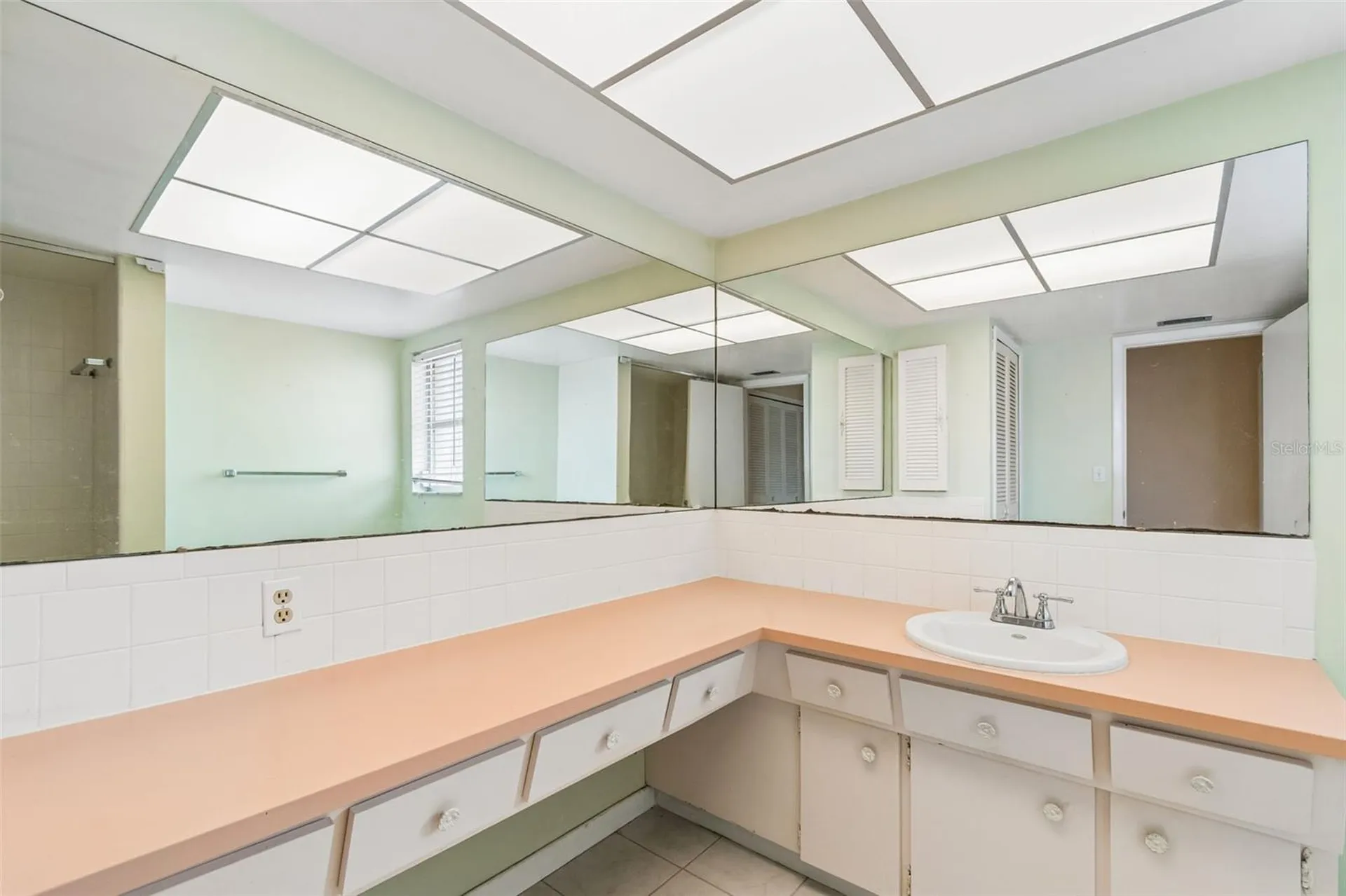 14363 Neptune Road Seminole FL 33776