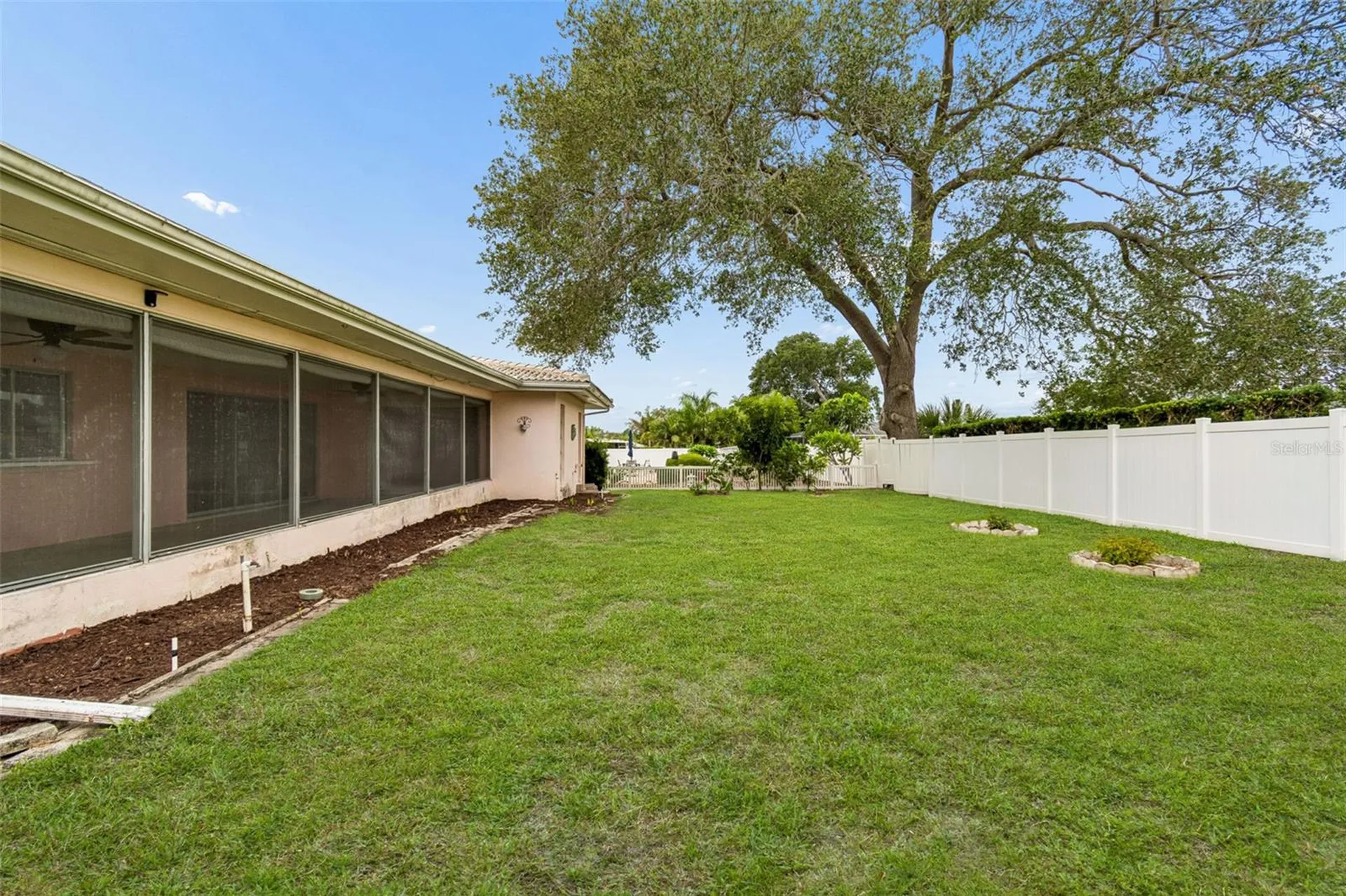 14363 Neptune Road Seminole FL 33776