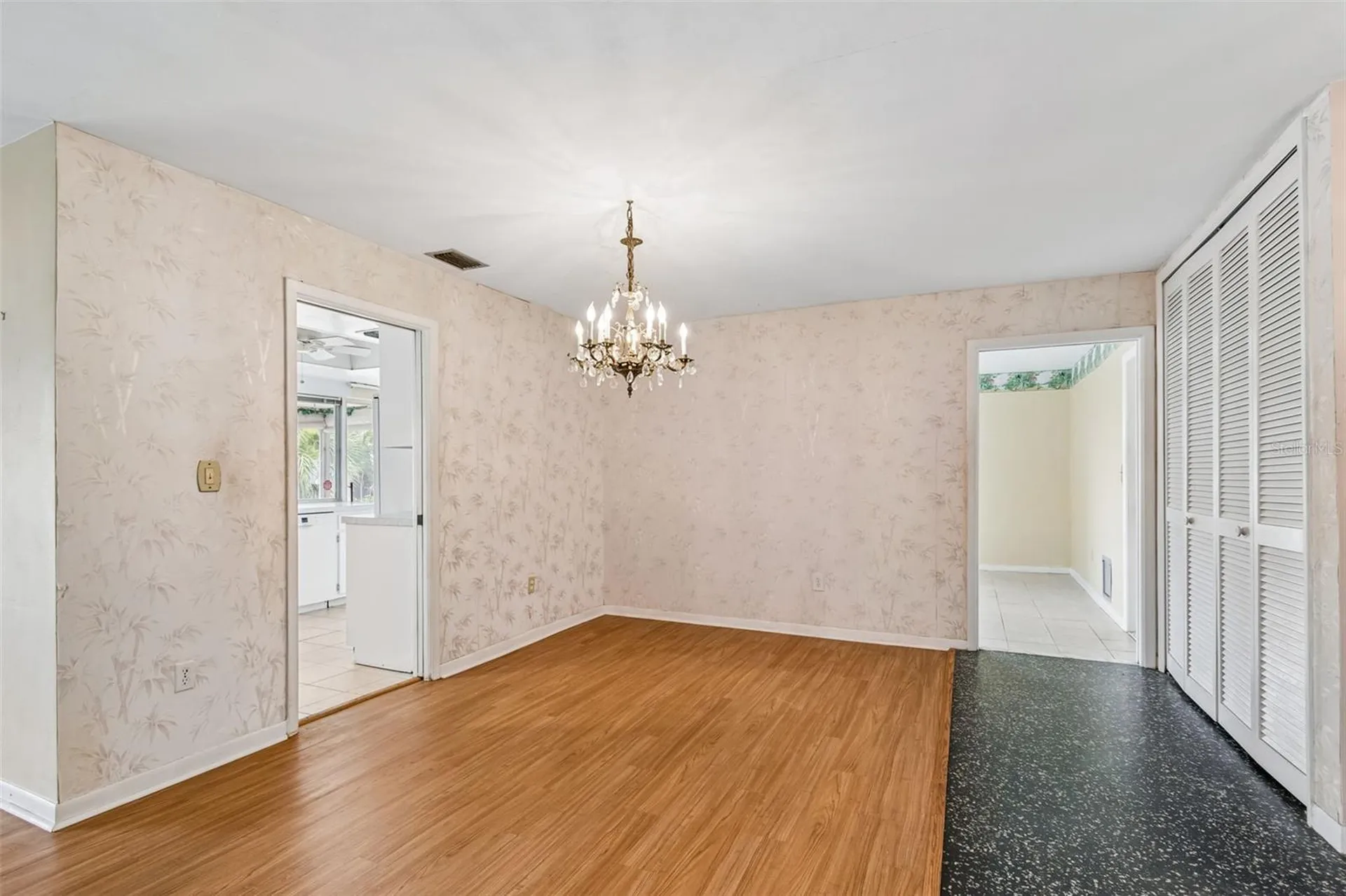 14363 Neptune Road Seminole FL 33776