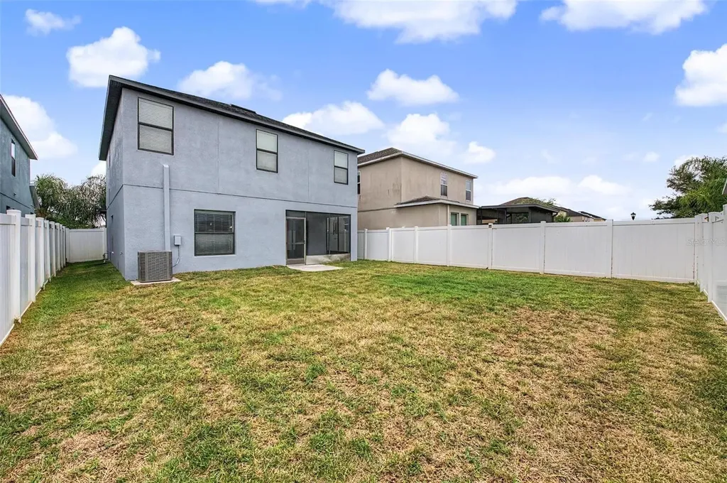 1306 Harbour Blue Street Ruskin FL 33570