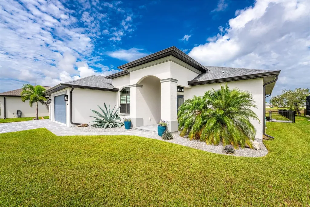 940 Boundary Boulevard Rotonda West FL 33947