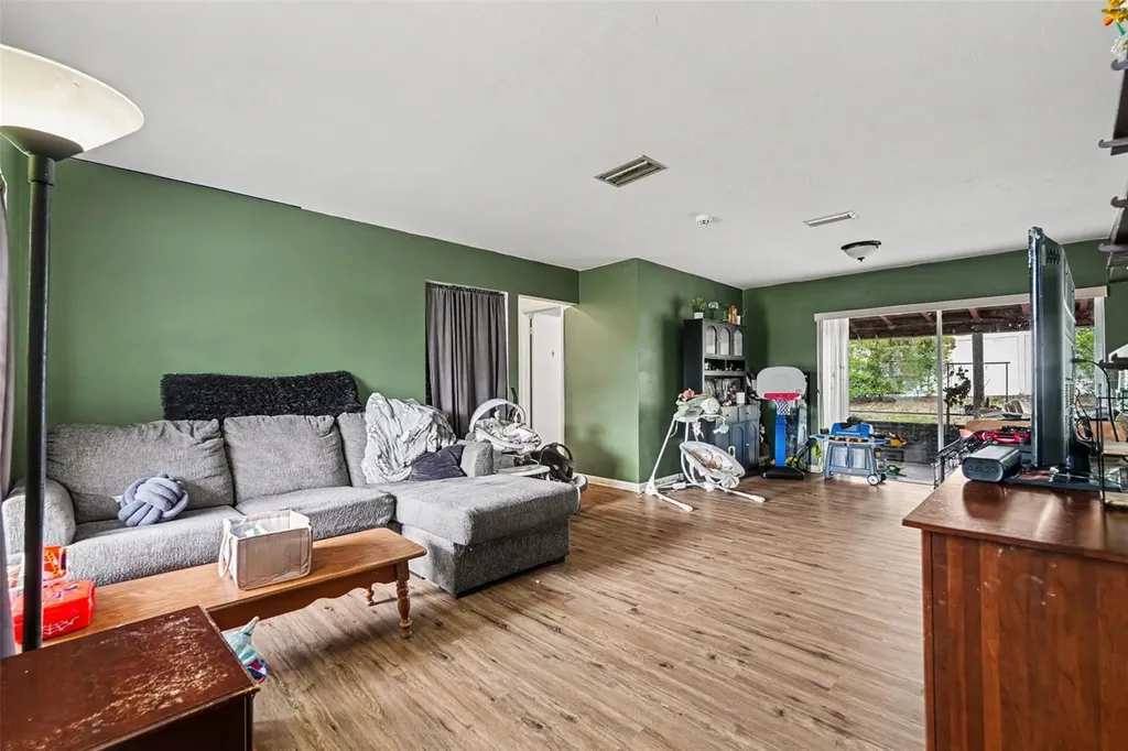 1096 Marlow Avenue Spring Hill FL 34606