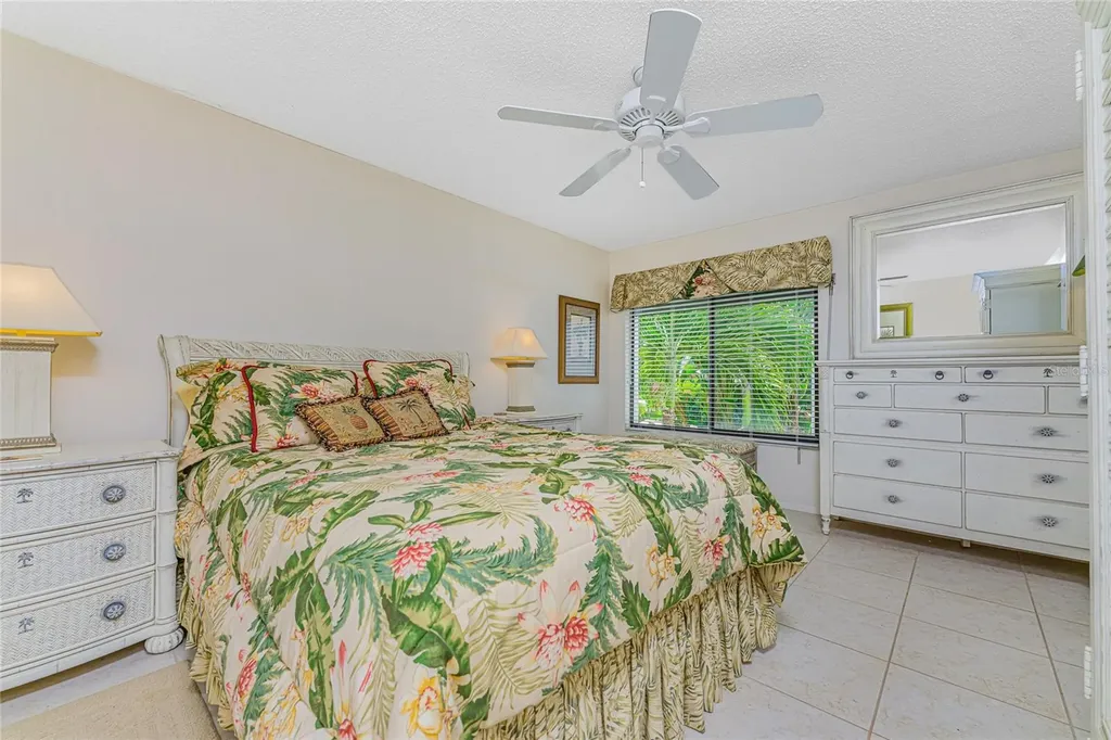 2950 N Beach Road Englewood FL 34223