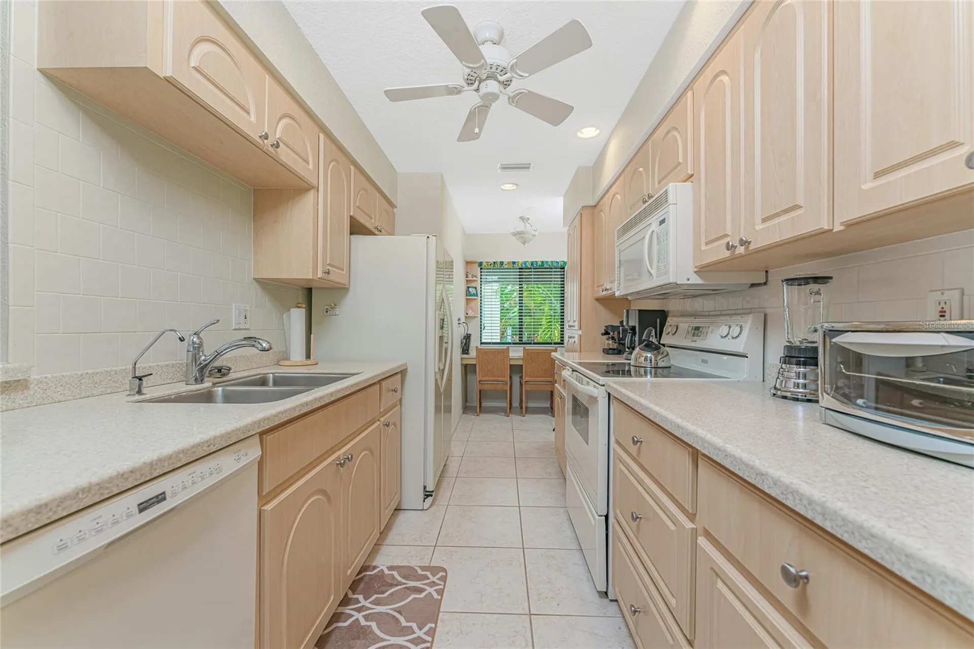 2950 N Beach Road Englewood FL 34223