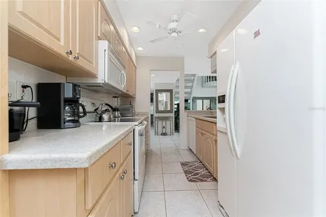 2950 N Beach Road Englewood FL 34223