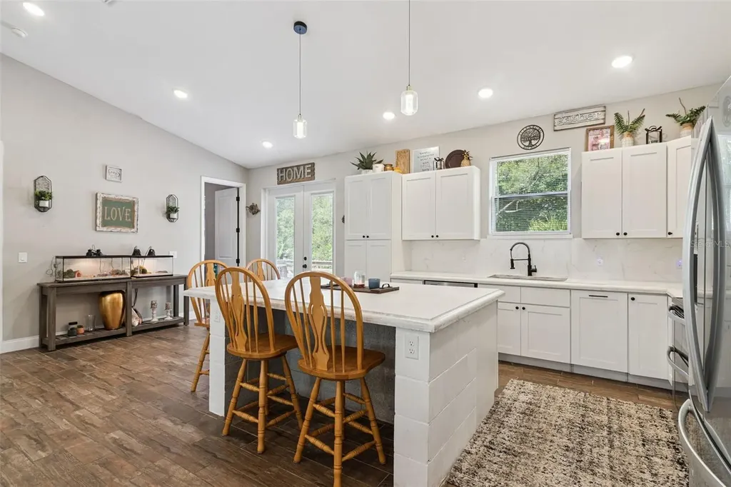 45551 Carolina Street Paisley FL 32767