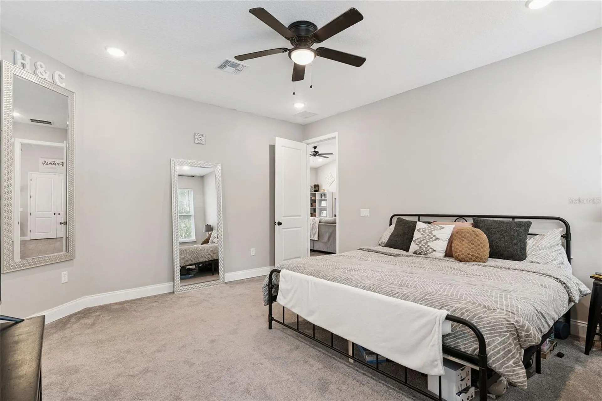 45551 Carolina Street Paisley FL 32767